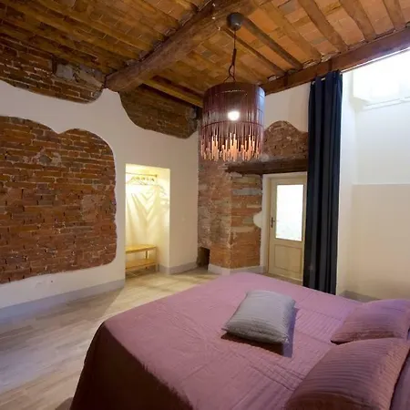 Pensión Casa Nora Lucca
